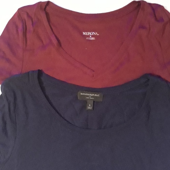 x2 Tee's Sz S Burgandy & Navy - Picture 1 of 3